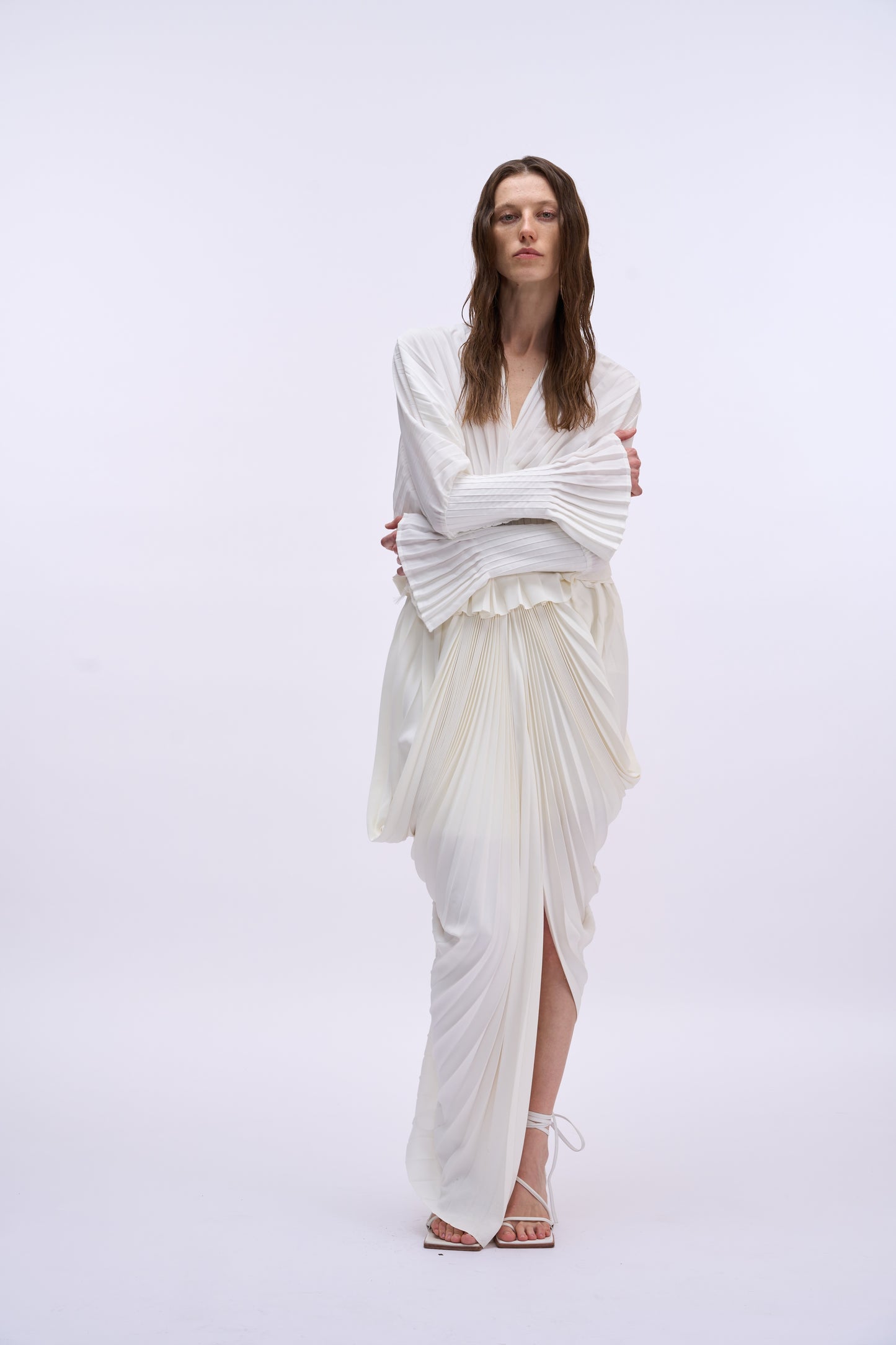 MAYALI Fan shaped pleated asymmetrical deconstruction skirt