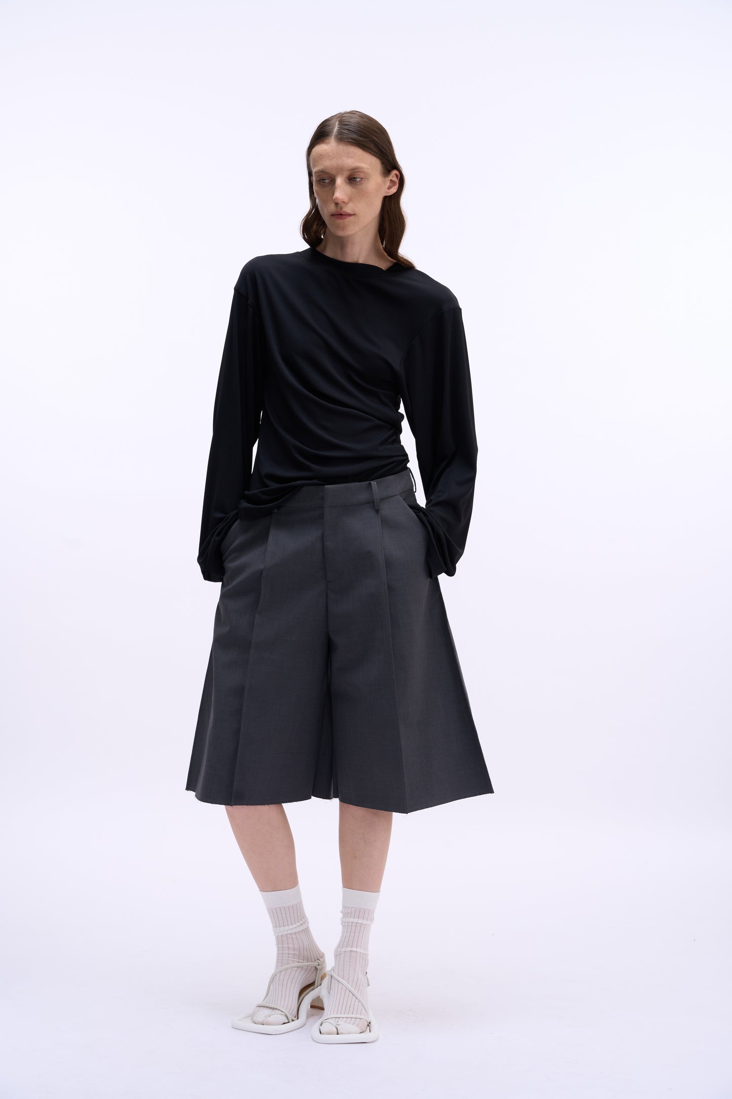 MAYALI Pinch pleated standing cut long sleeved top