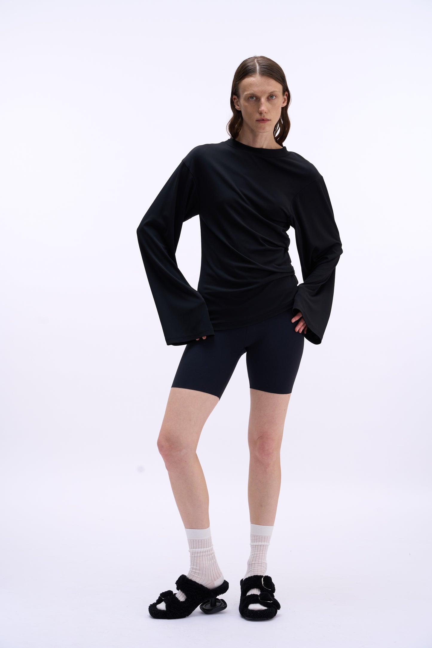 MAYALI Pinch pleated standing cut long sleeved top
