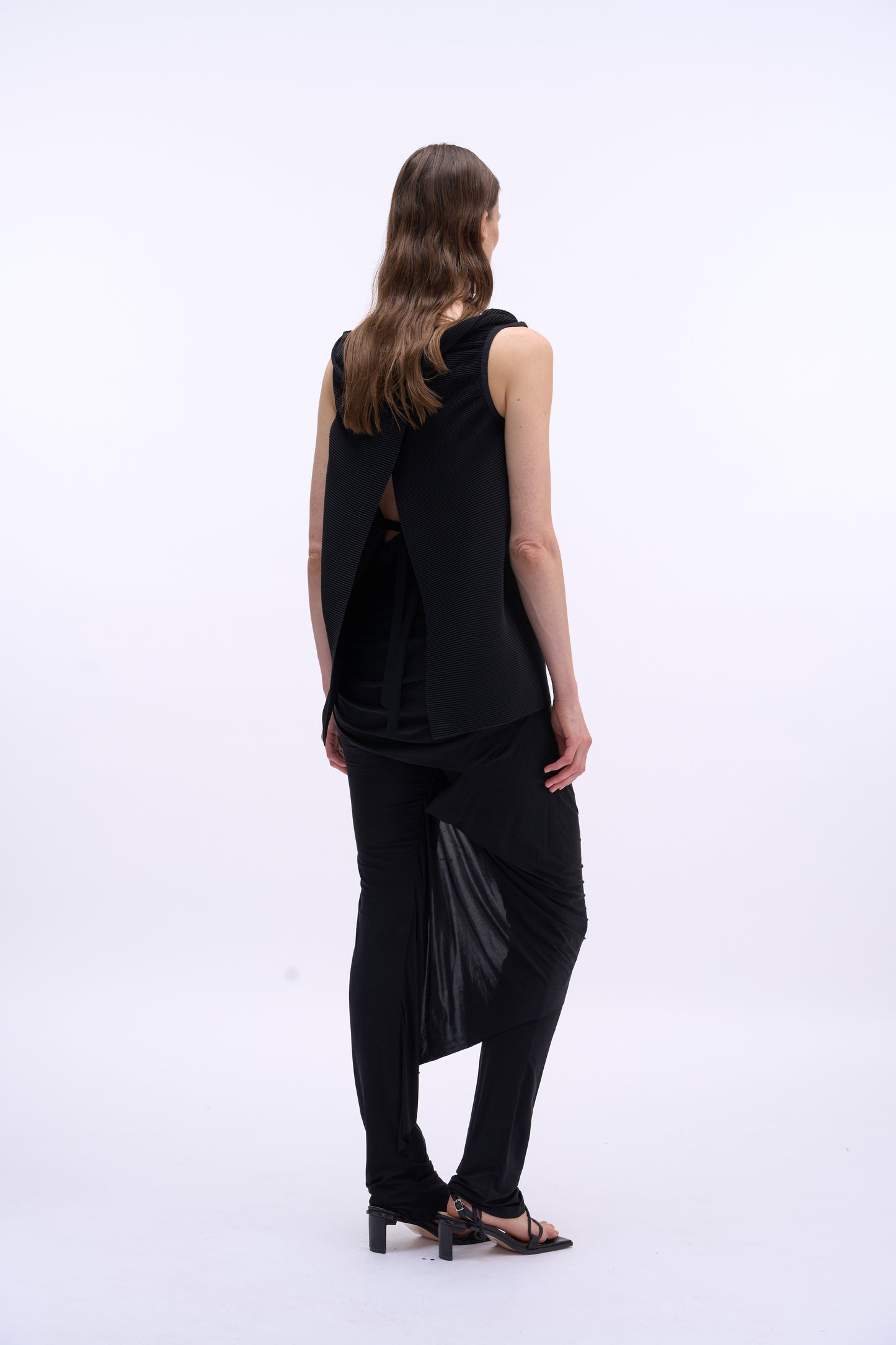 MAYALI Stacked sleeveless lace up backless top