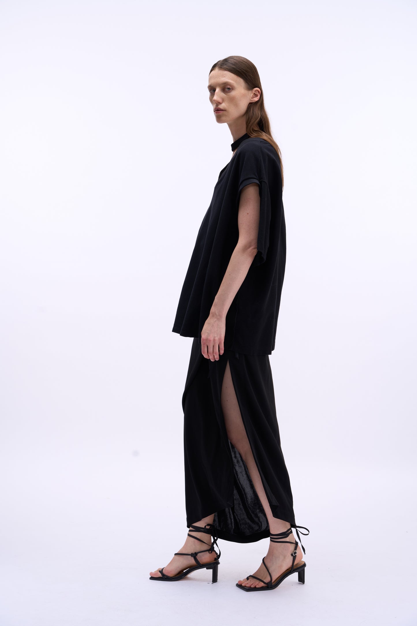 MAYALi Geometrical folded split skirt