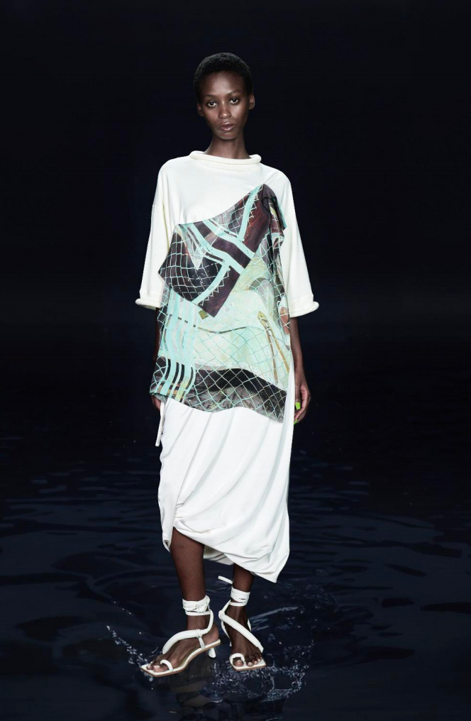 MAYALI Curled round neck spliced printed silk scarf T-shirt